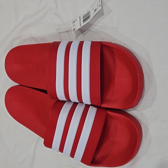 Adidas Adilette slides Shower Bath house men 18 Red And White NWT - Picture 2 of 5
